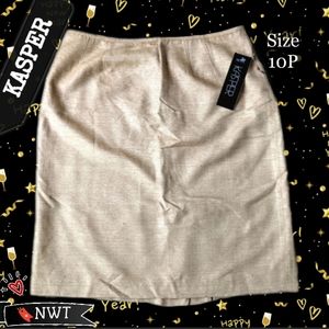 🔖Kasper golden silk work skirt, size 10P (NWT!)